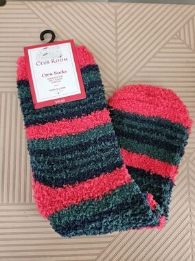 NEW Club Room Plush Crew Socks Red Green Stripes Fuzzy Holiday Seamless Toe Soft
